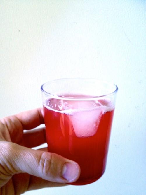 strawberry syrup + pamplemousse mineral water strawberry syrup + pamplemousse mineral water