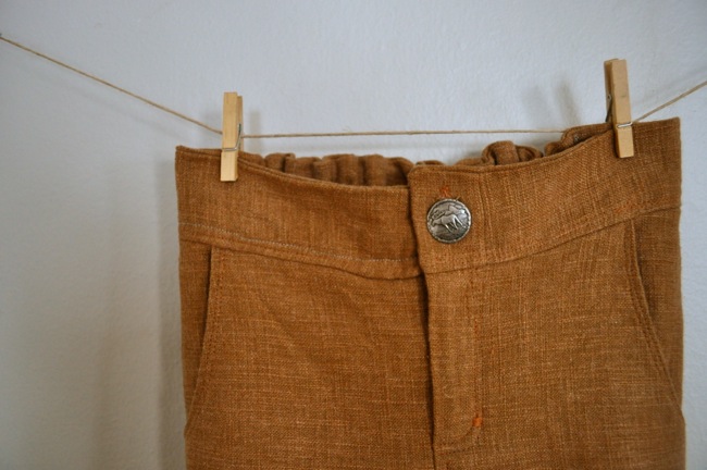zipper fly, closed