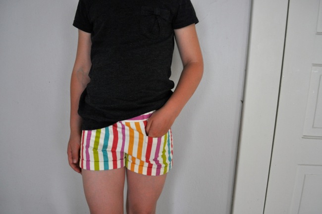 fruit stripe short shorts